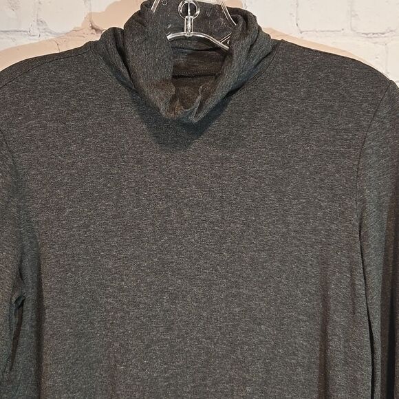 Chico's gray turtleneck size 0 - Picture 2 of 7